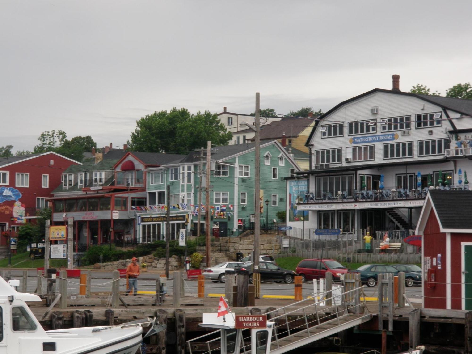 Brigantine Inn Lunenburg Exterior foto
