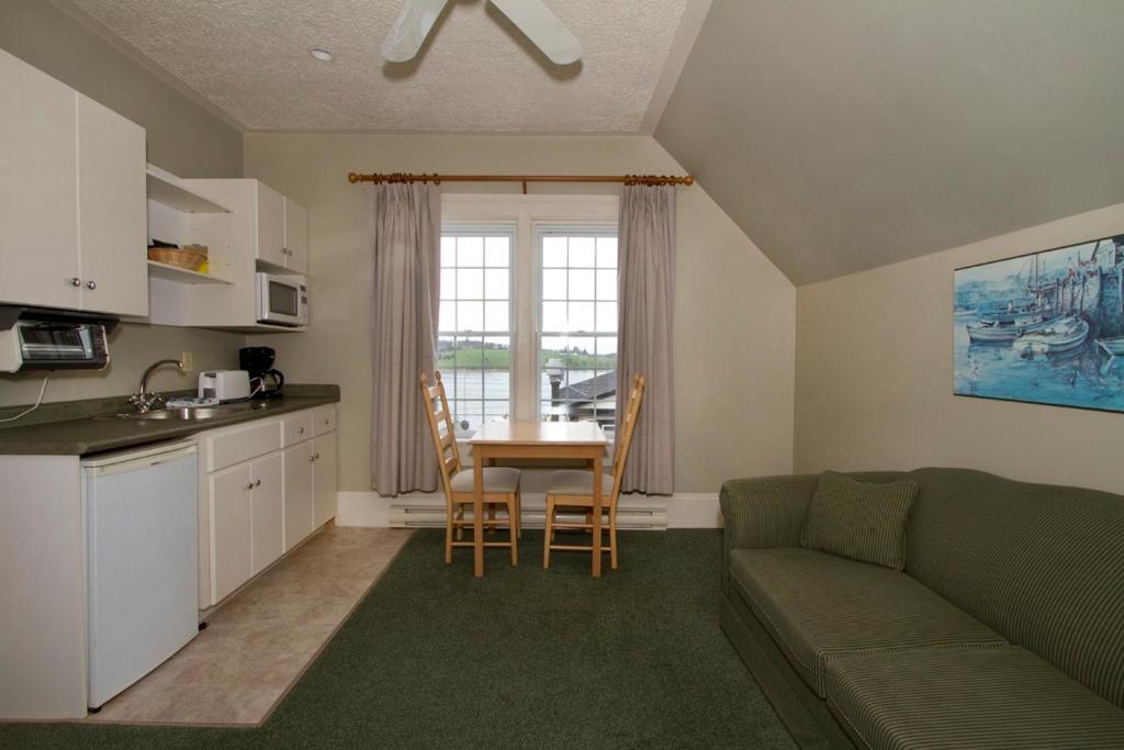 Brigantine Inn Lunenburg Quarto foto