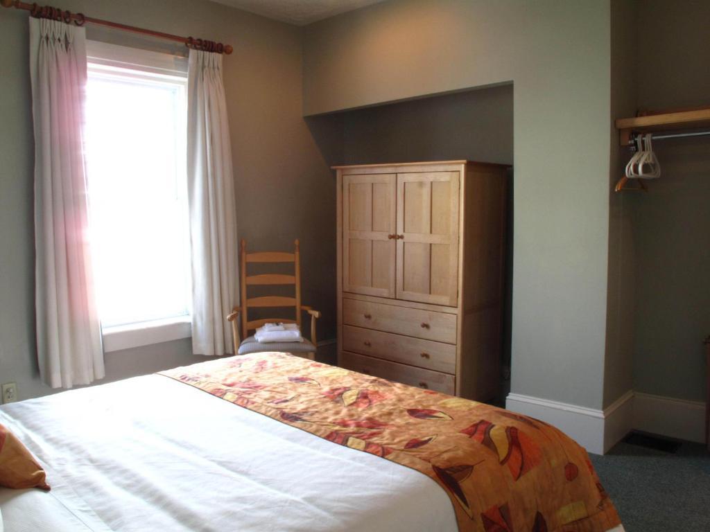 Brigantine Inn Lunenburg Quarto foto